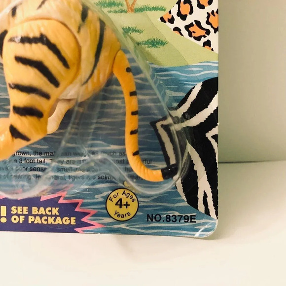Vtg 1993 Imperial Wild Animal Tiger Wind Up Action Toy - Picture 6 of 15